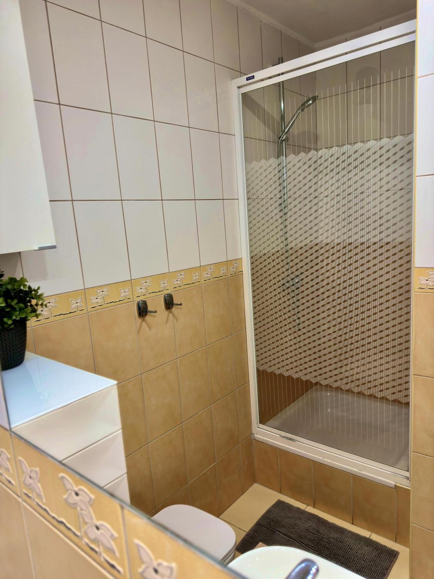 Pod Papugami - Komfortowe Pokoje Z Widokiem Na Rzeke Leba Bagian luar foto